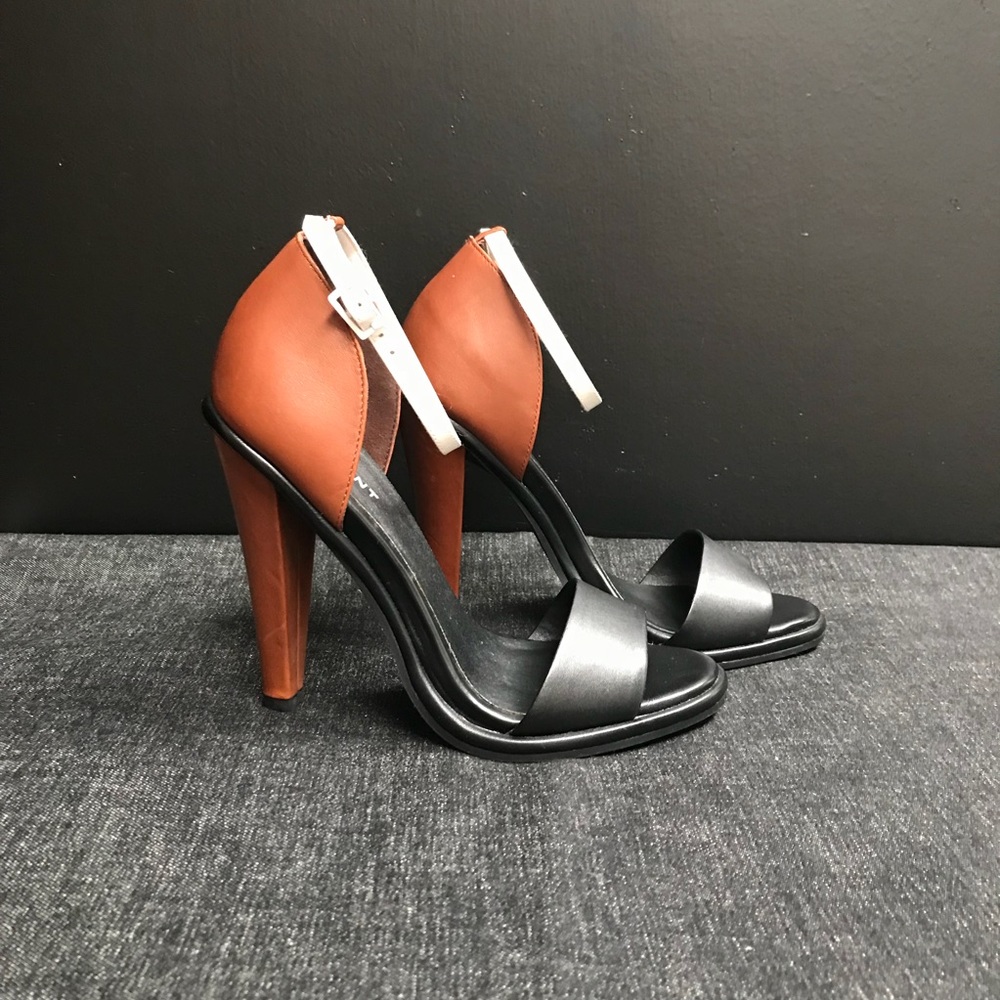 Shoemint Color Blocked Strappy Sandals